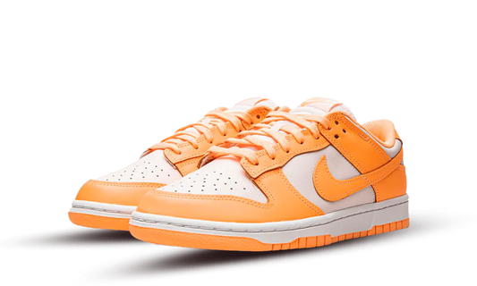 Dunk Low Peach